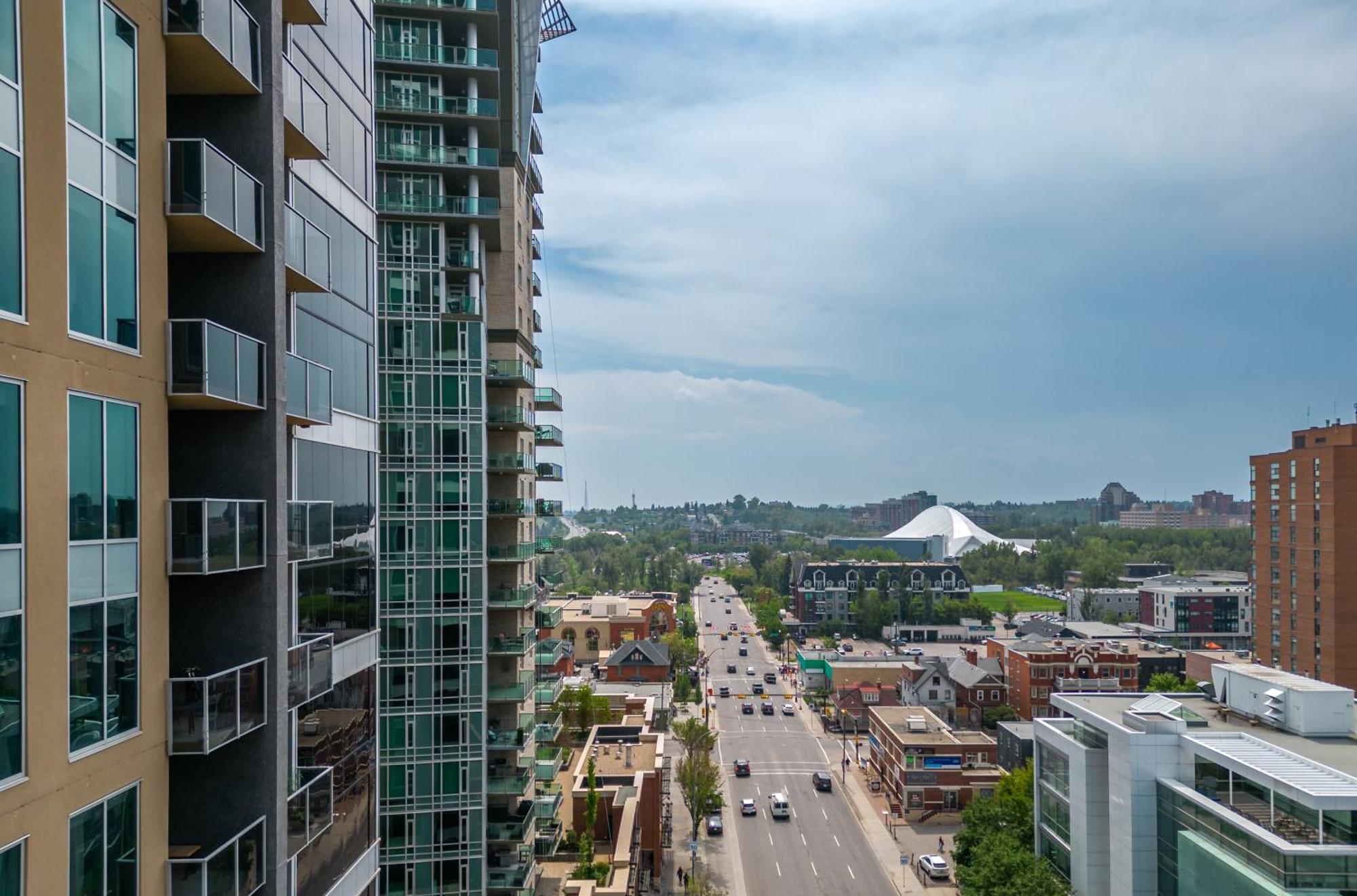 YYC City Centre Retreat - 1Br Condo With Desk מראה חיצוני תמונה